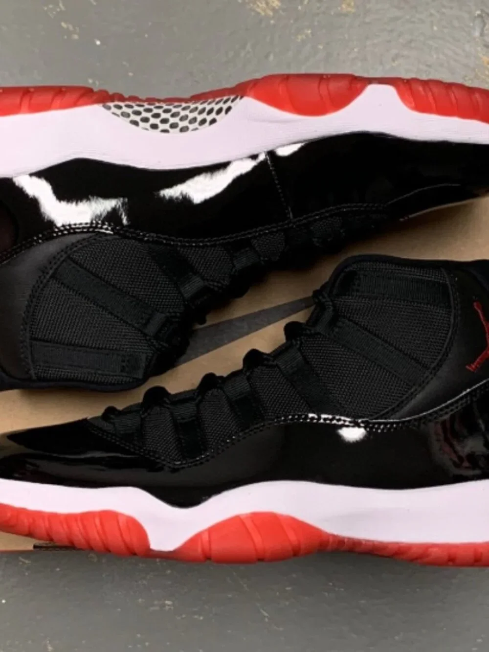 Air Jordan 11 XI Bred Retro